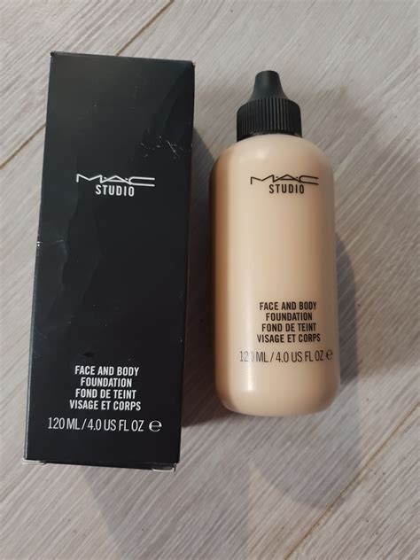 mac face and body white